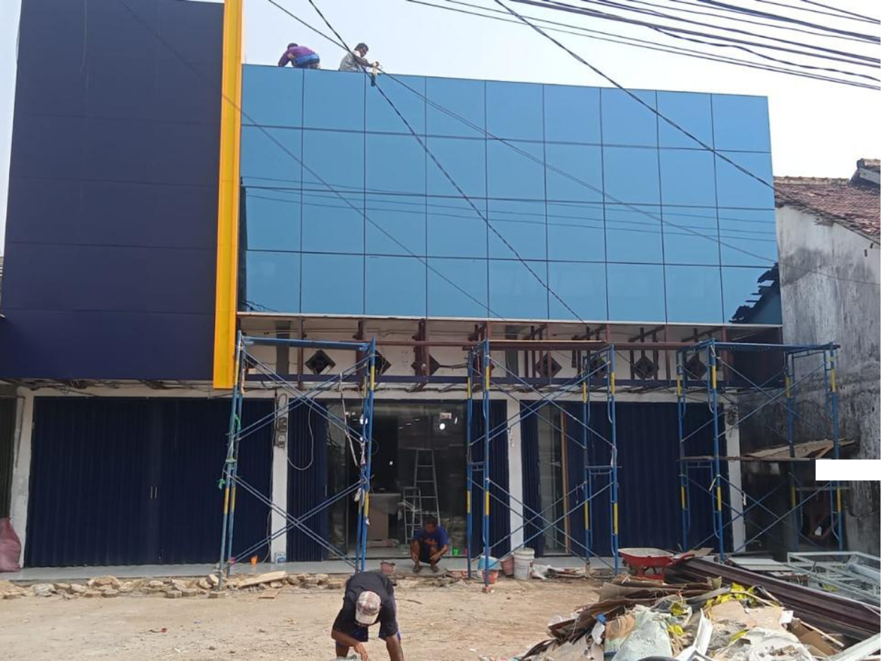 Konstruksi Gedung Bank Mandiri